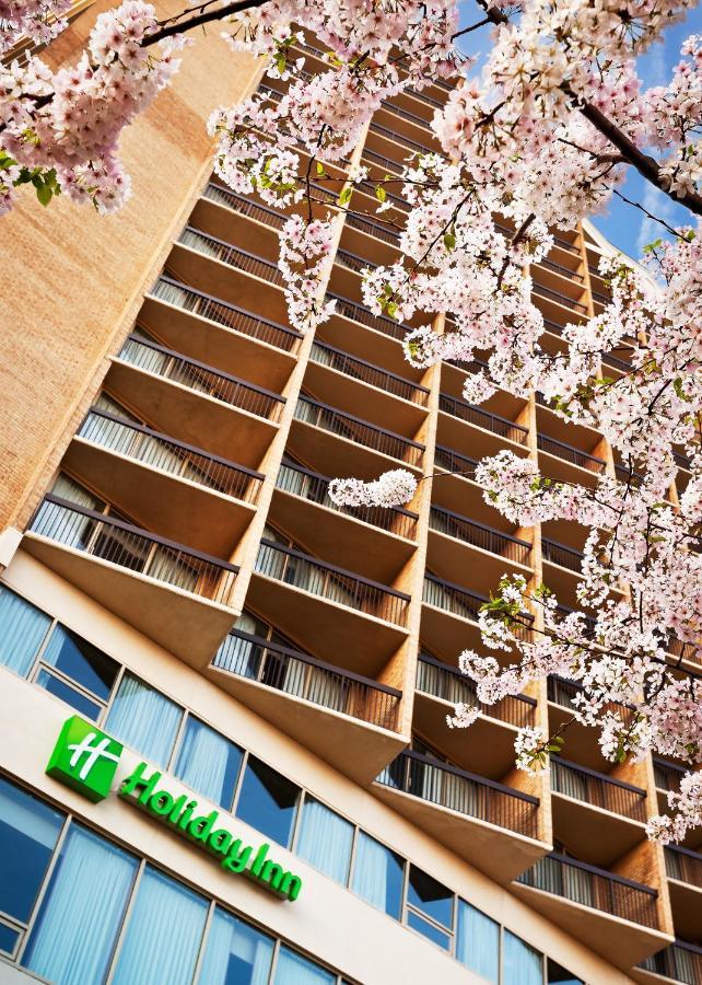 Holiday Inn Rosslyn At Key Bridge Арлингтон Экстерьер фото